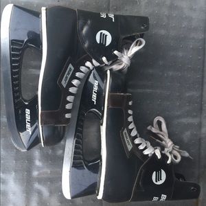 Baurer Ice Hockey Skates Size 8